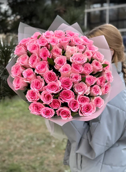 Букет из 55 роз Мандала 60см