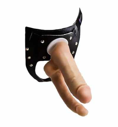 Двойной фаллоимитатор на трусиках с плугом - 15 см. (Цвет: телесный)