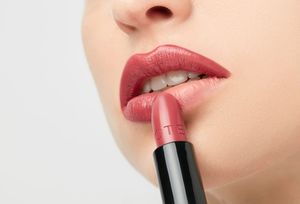 Кремовая помада для губ NOTE Deep impact lipstick, тон №02, 4,5 г