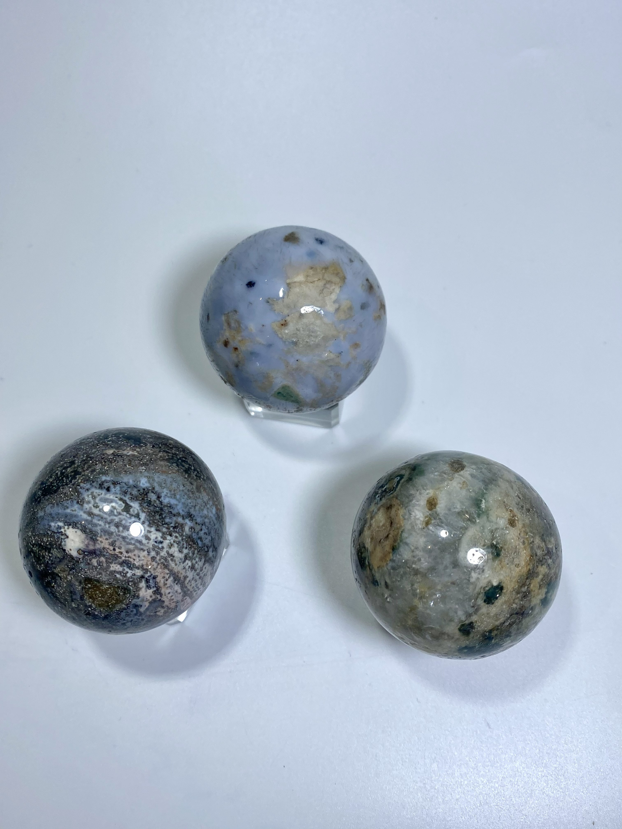 Шар из океанической яшмы