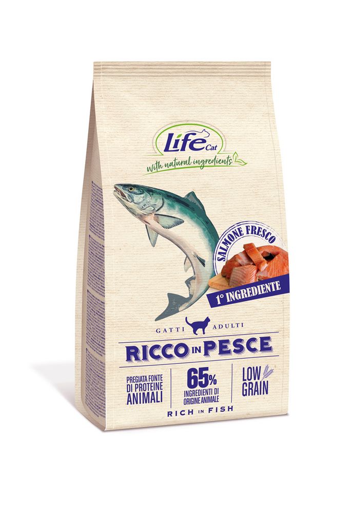 Корм Lifecat Adult Rich in salmon low grain с высоким содержанием свежего лосося низкозерновой 400 г