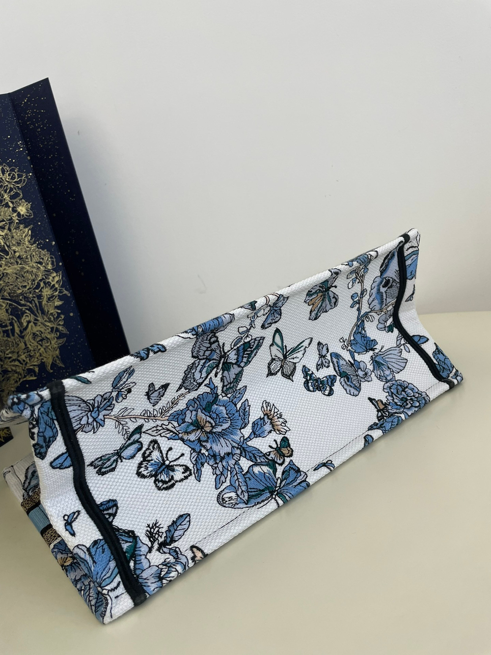 Christian Dior Book Tote 36 cm