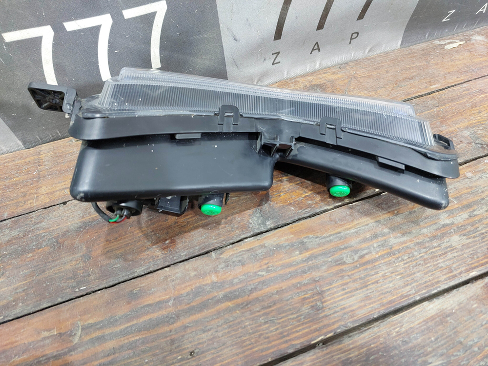 Фара ДХО правая FAW Bestune T99 22-нв Б/У Оригинал 3732040BQ03