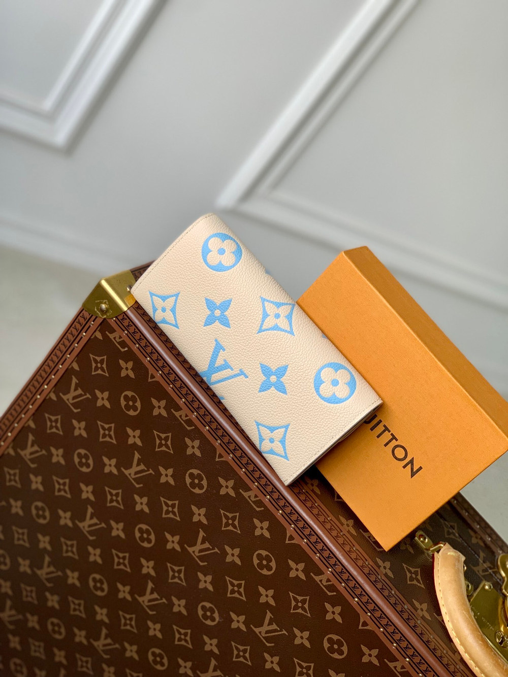 Louis Vuitton Emilie Wallet