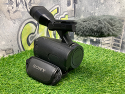 Видеокамера Sony NEX-VG10