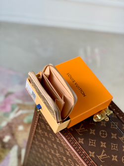 Louis Vuitton Zippy Coin Purse