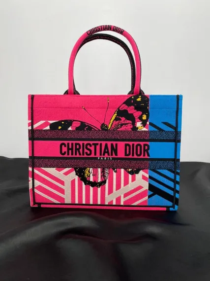 Сумка Dior Book Tote, модель среднего формата розовый
