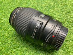 Canon EF 100mm 2.8 USM