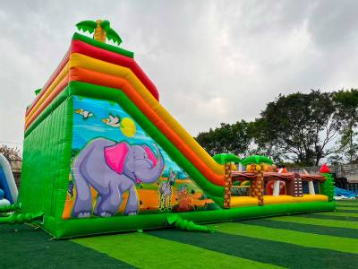 Коммерческий надувной батут «Сафари Ультра», 15*10*7,5 м