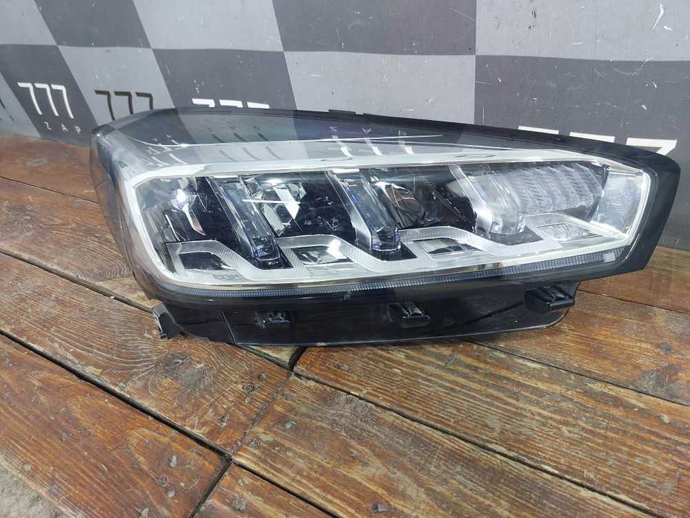 Фара правая LED Chery Tiggo 8 18-нв Б/У Оригинал 605000017AA