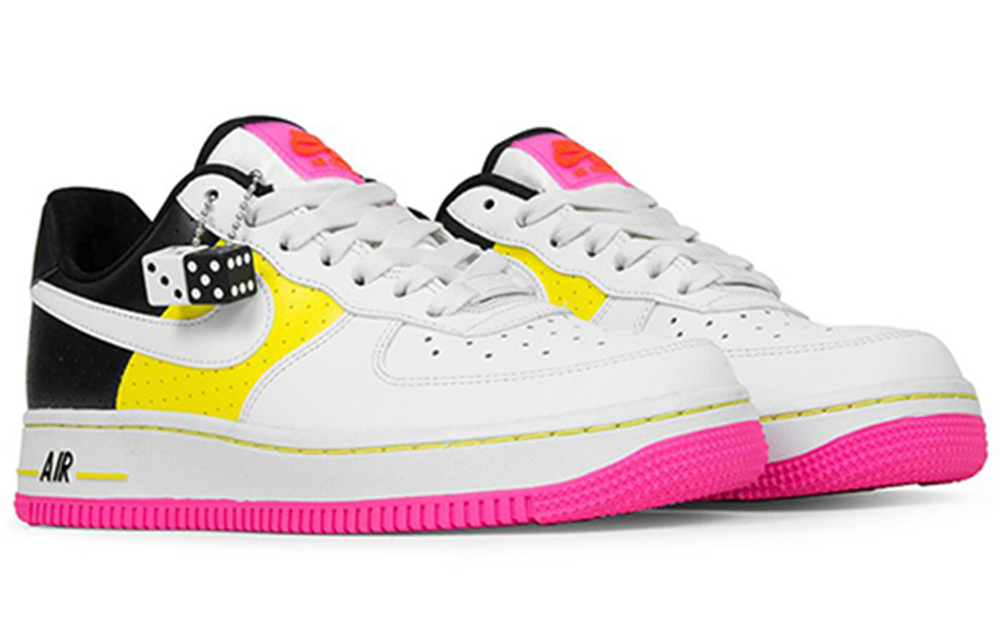 Кроссовки Nike Air Force 1 Moto (Женская размерная сетка)