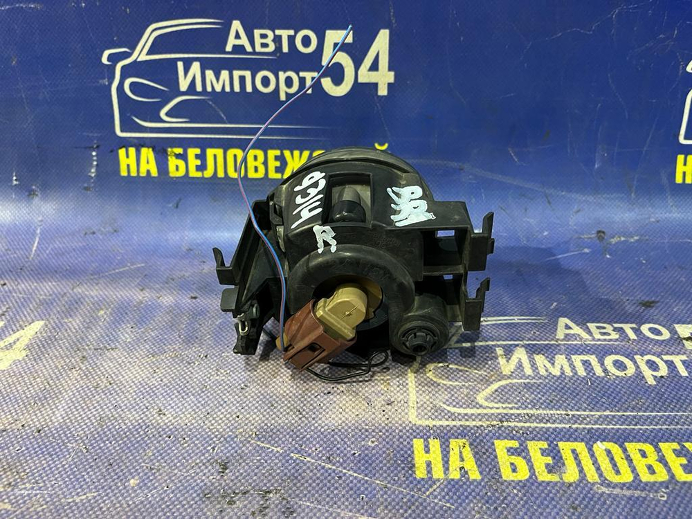 Туманка правая SUBARU LEGACY 2009-2012