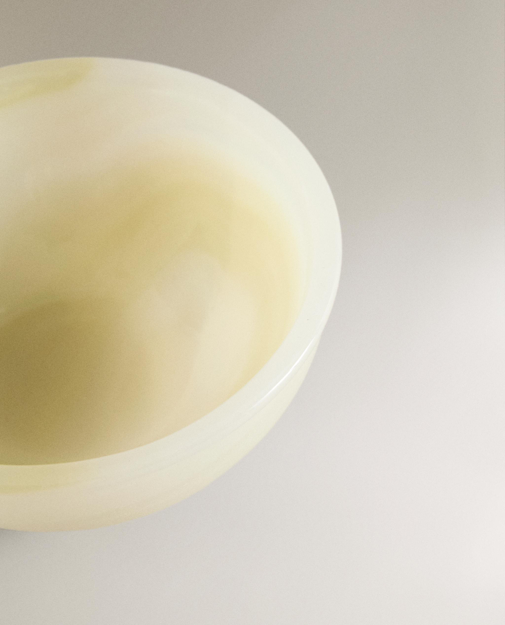 Zara Home Предмет декора из оникса, цвет кремовый, 13 см