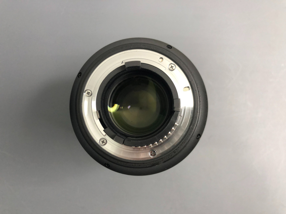 Nikon 105mm 2.8G IF-ED AF-S VR Micro-Nikkor