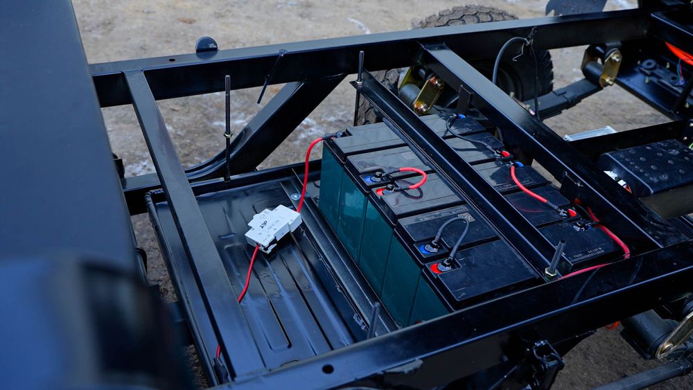 Грузовой электрический трицикл WHITE SIBERIA SIBTRIKE PRO CARGO 2000W (60V/36Ah) - версия 2025 года фото №26