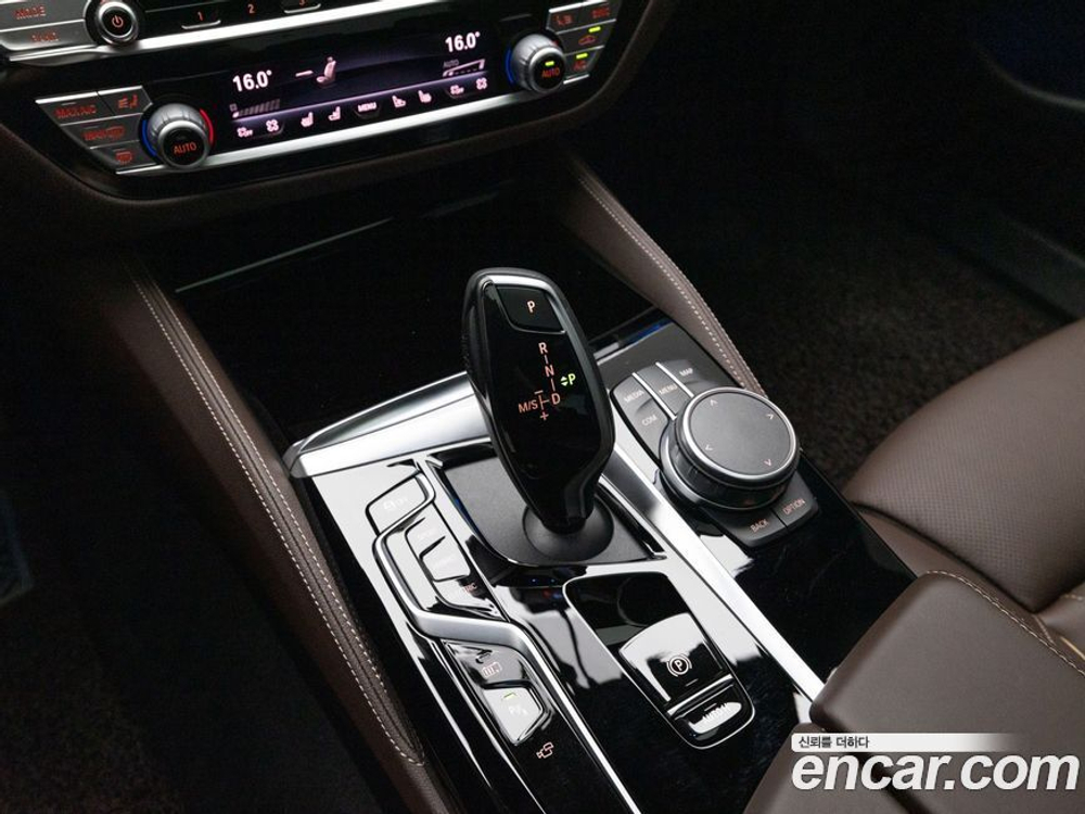 BMW 5 Series (G30) 530e M Sports (10.2021)