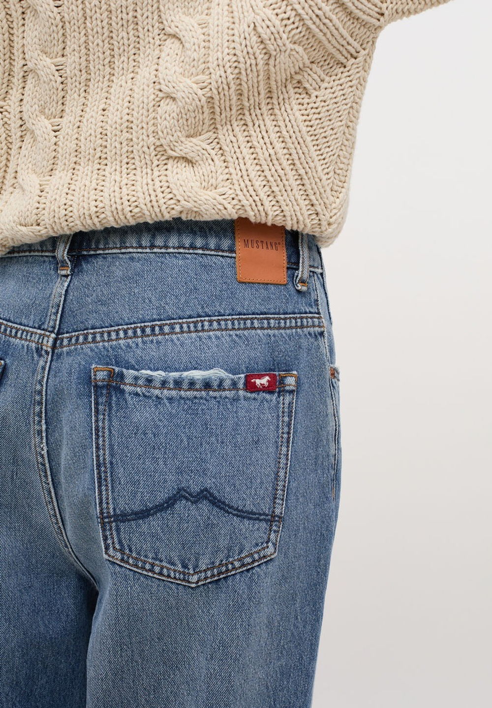 Джинсы женские MUSTANG Style Charlotte Tapered