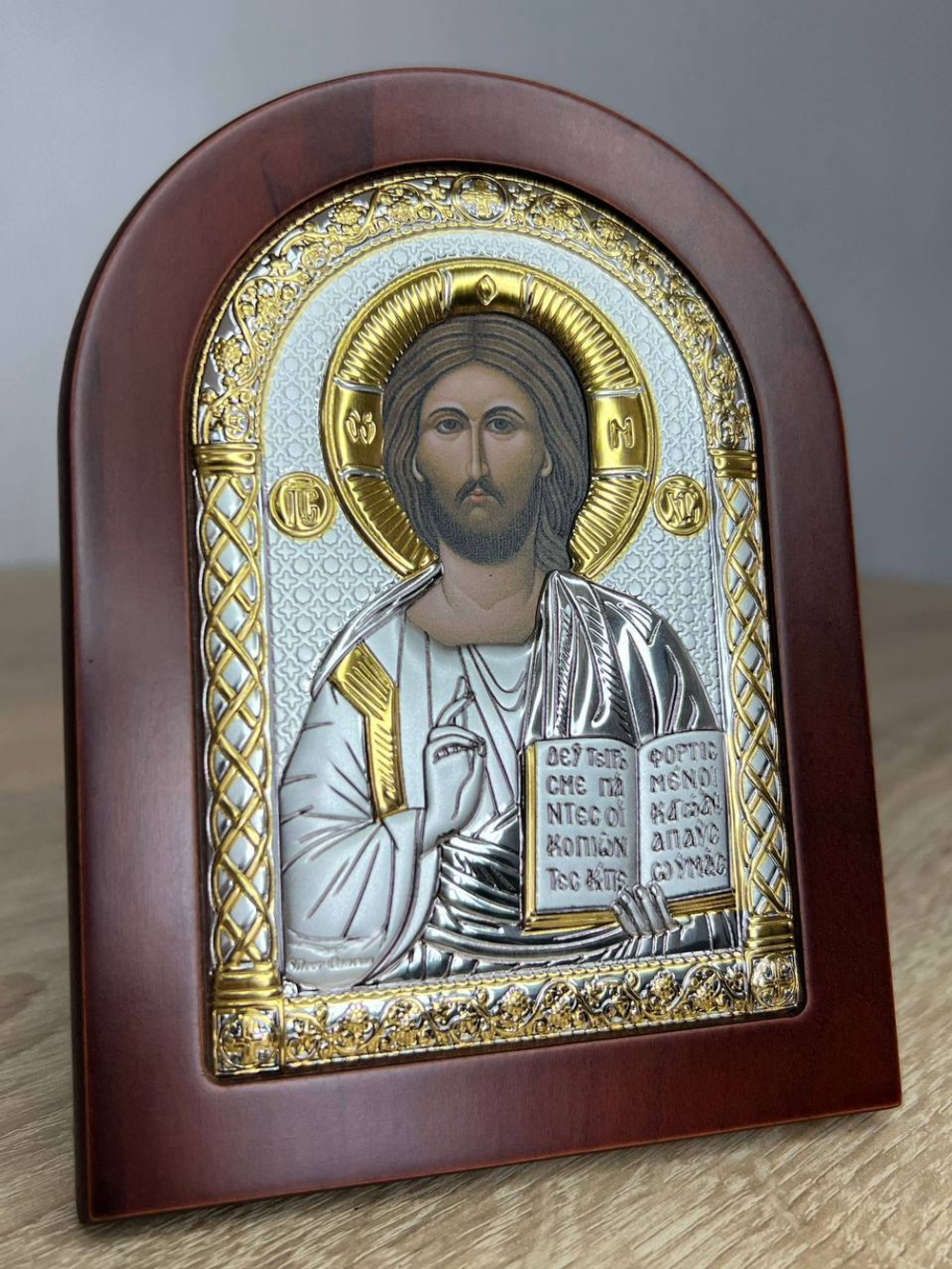 Спаситель, икона арочная, красное дерево 105х140