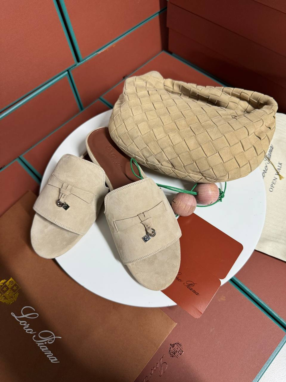 Шлепанцы Hermes
