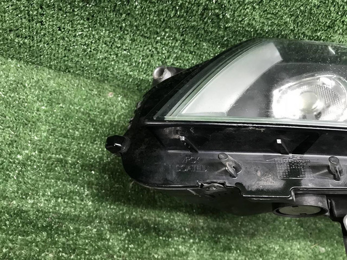Фара левая VW Passat B7 (2011-2015) ксенон