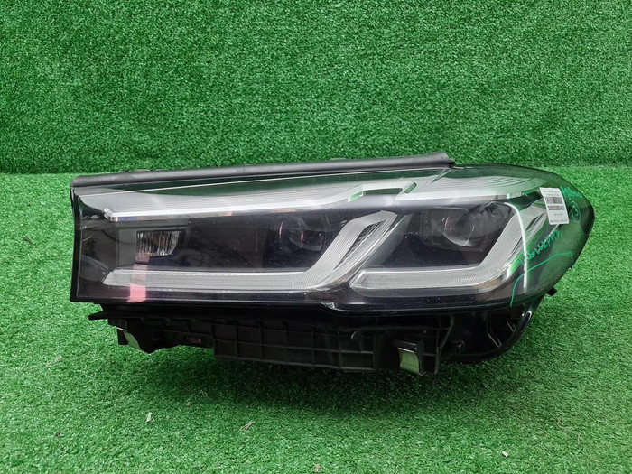 Фара левая BMW 5er G30 (2020-2023) LED