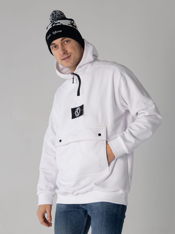 Худи с карманом и патчем