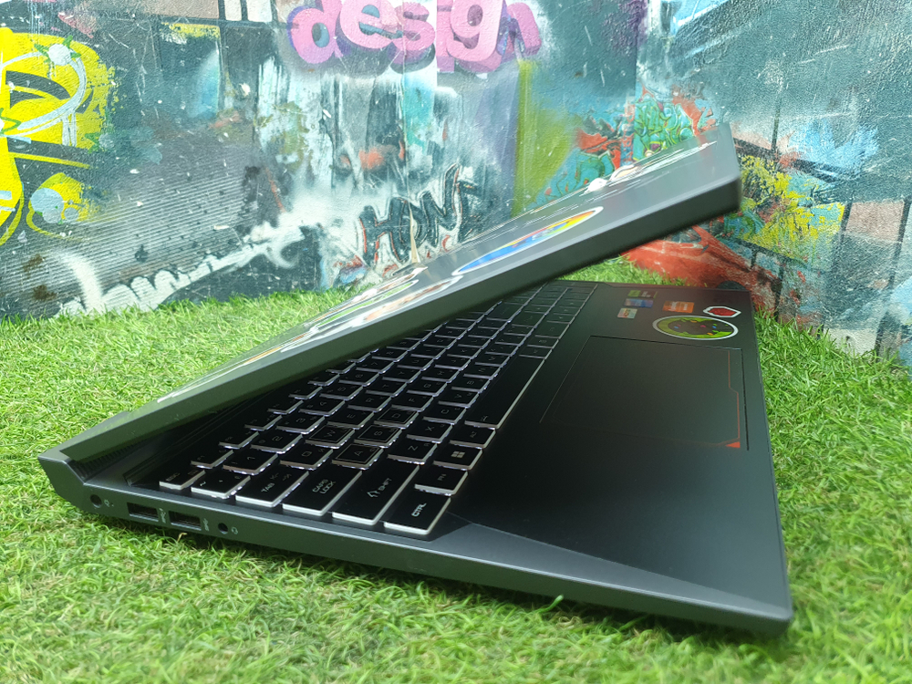 Thunderobot i5-12/16Gb/RTX 4050 6Gb/FHD/165Hz/911 X Wild Hunter G2 L