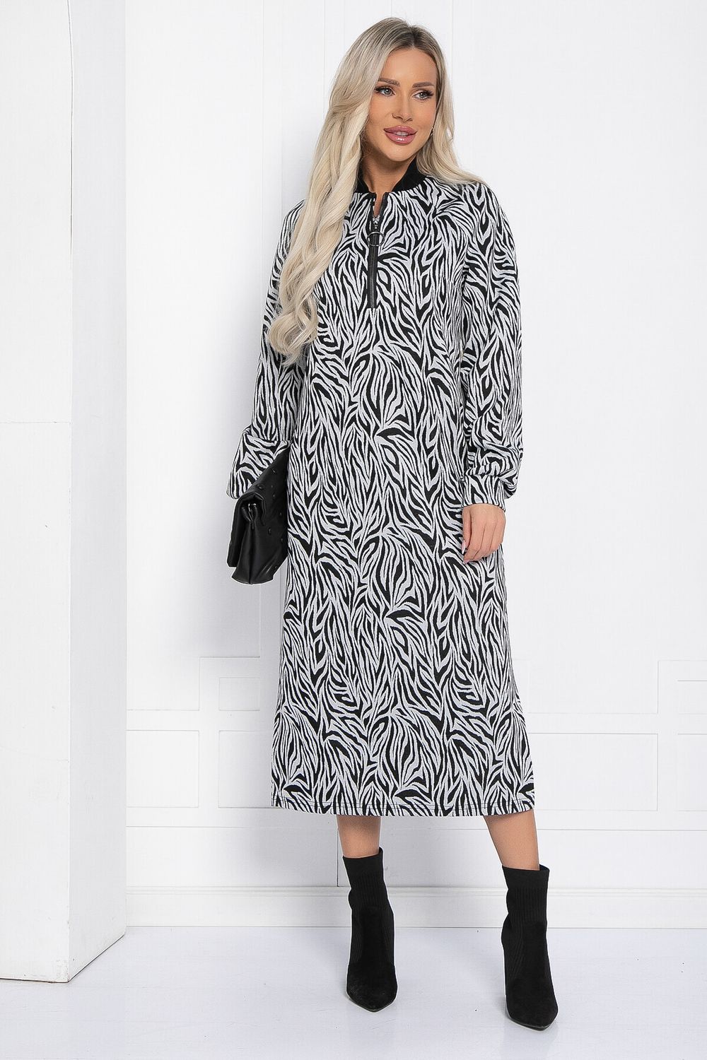 Платье Белые ночи (черно-белое) П12305-19 LT Collection