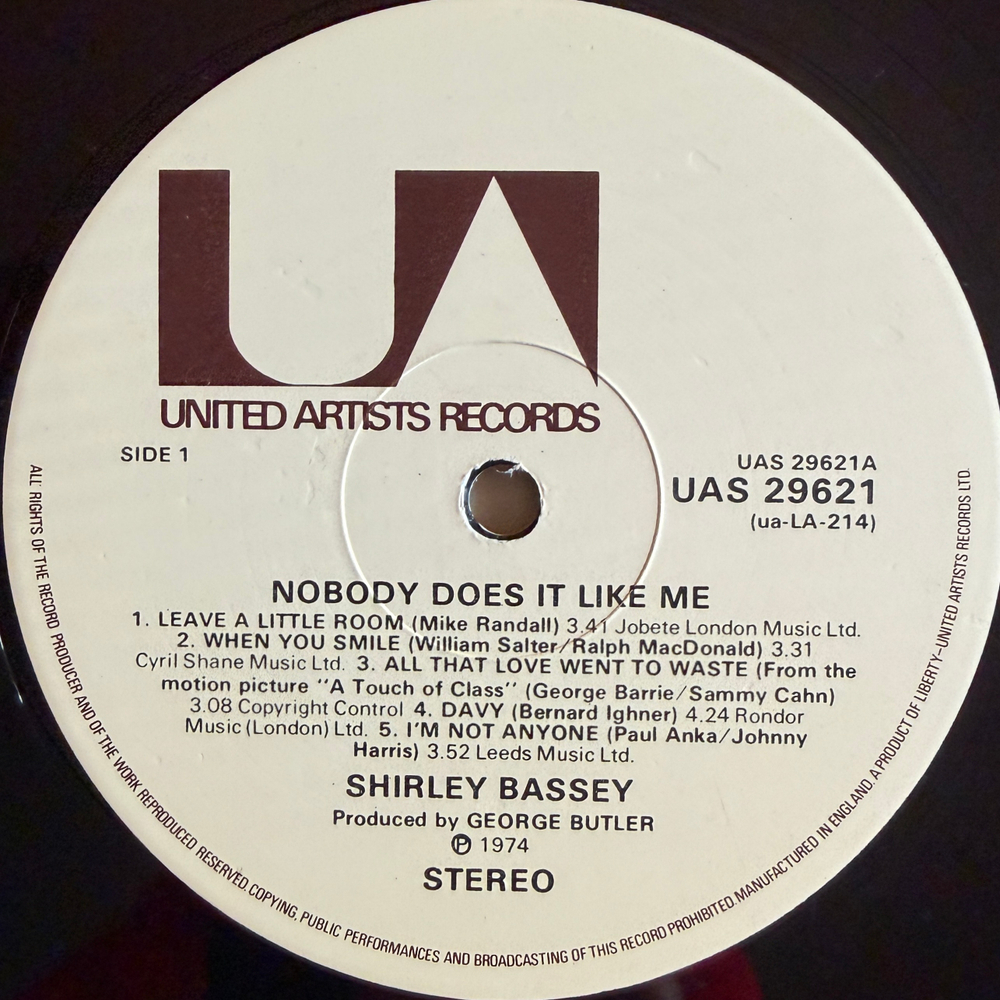 Shirley Bassey - Nobody Does It Like Me (Англия 1974г.)