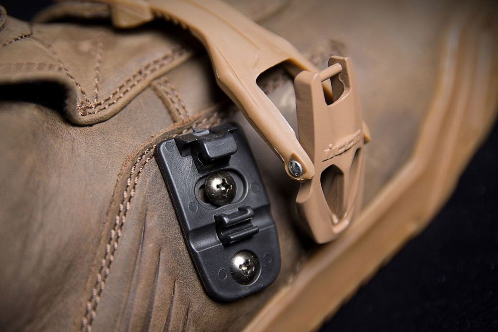 Raiden Treadwell / Коричневый