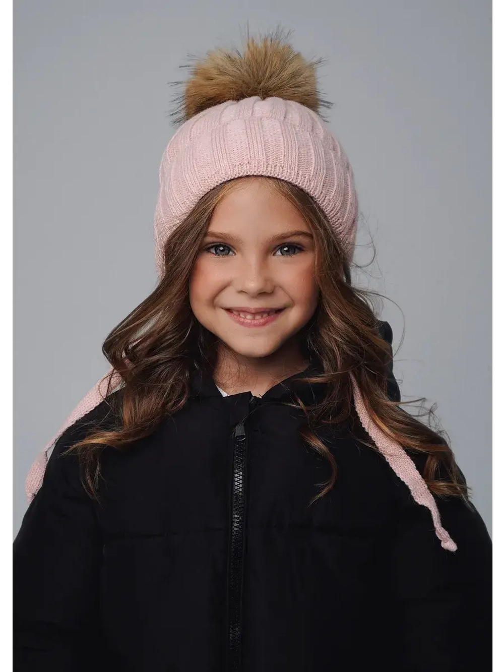 Шапка зимняя для девочки и снуд вязаные