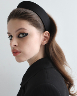 Кокошник S из черного шелка