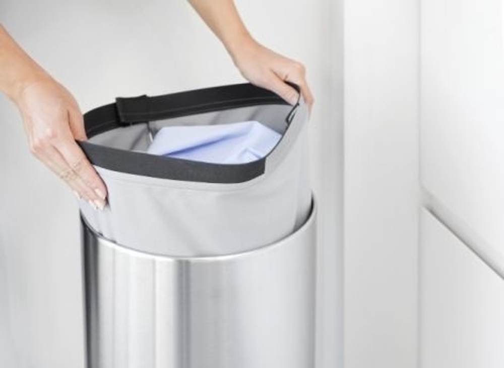 Корзина для белья 35л Brabantia с пластиковой крышкой матовая сталь Бельгия мешок