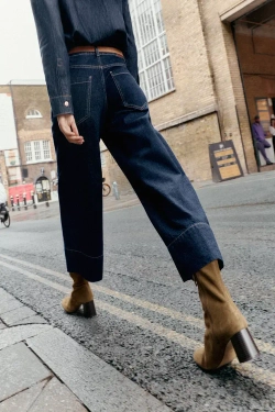 ZARA ЗАМШЕВЫЕ БОТИЛЬОНЫ НА ШИРОКОМ КАБЛУКЕ, ПЕСОЧНО-КОРИЧНЕВЫЙ