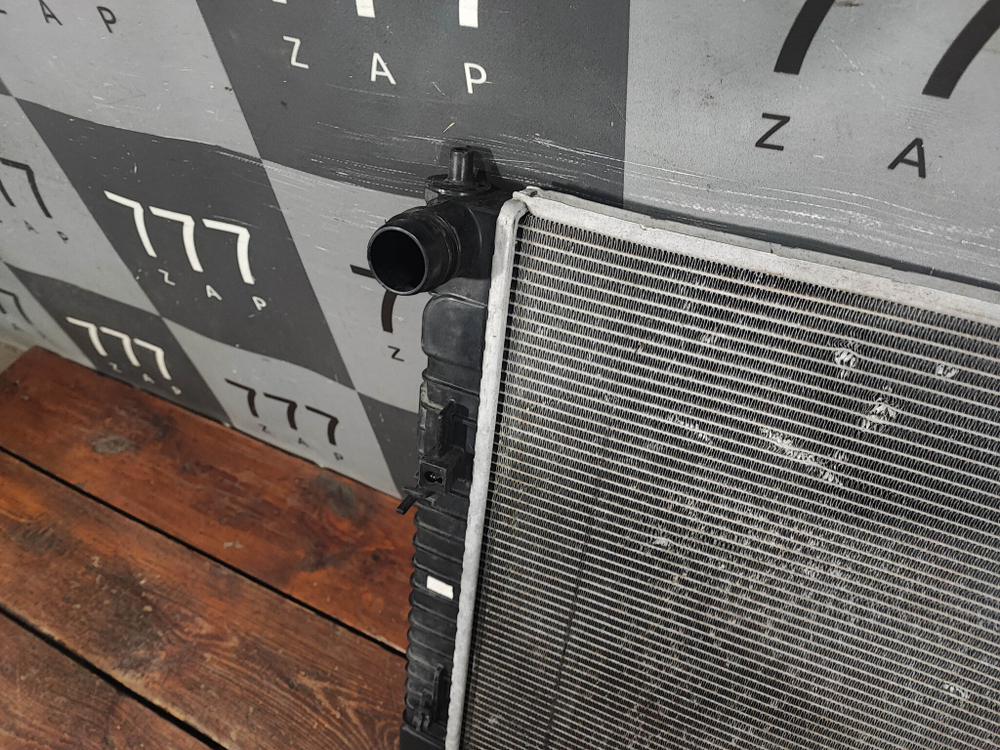 Радиатор двигателя Kia Sorento 4 (MQ4) 20-нв Б/У Оригинал 25310P2000