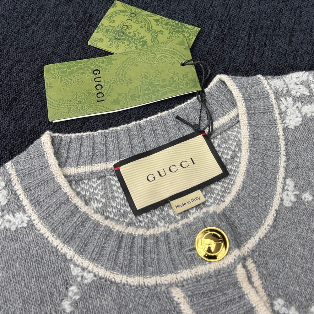 Gucci Sweatshirt
