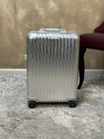 Чемодан Rimowa Dior