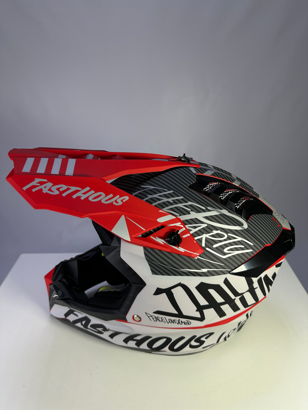 Мотошлем WLT FASTHOUS