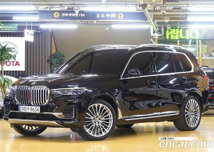 BMW X7 (G07) xDrive 40i Design Pure Excellence 7-и местный (01.2022)