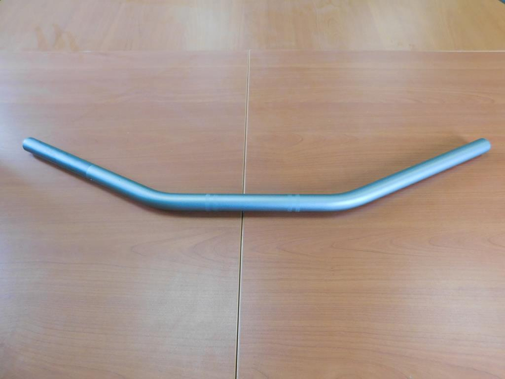 руль Yamaha FZ1 2D1-26111-02-00