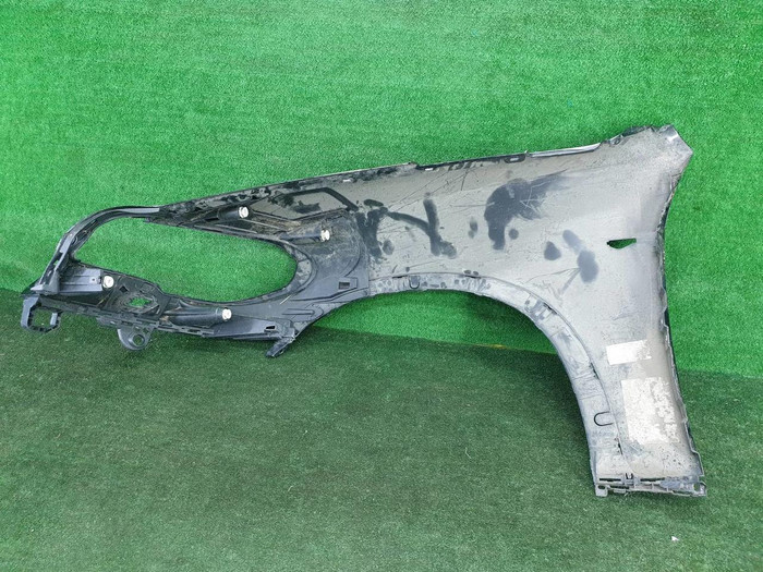 Крыло переднее правое BMW X5 E70 (2010-2013)
