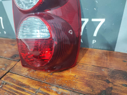 Фонарь задний правый Jeep Cherokee (KJ) 01-07 Б/У Оригинал 55157062