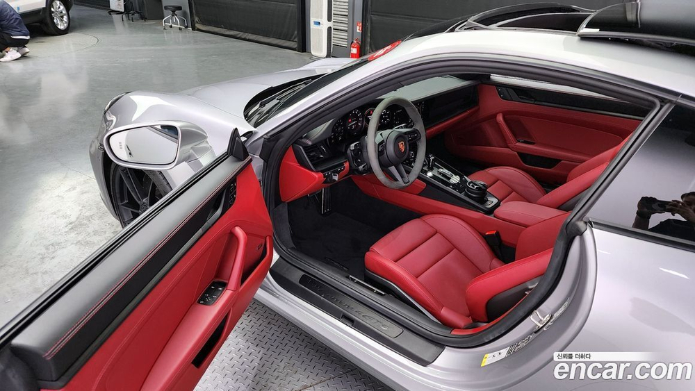 Porsche 911 (992) Carrera 4 GTS (07.2023)
