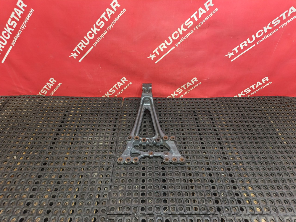 Кронштейн реактивной тяги 2020г.