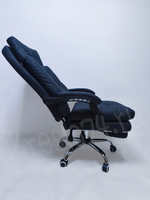 Кресло руководителя с подножкой. Цвет черный