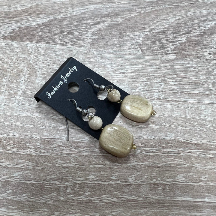 Серьги Камешки цвет светло-коричневый, дерево 13x25 мм