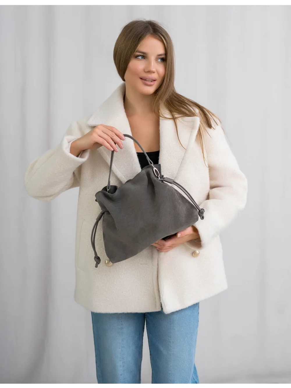 сумка через плечо средняя натуральная замша