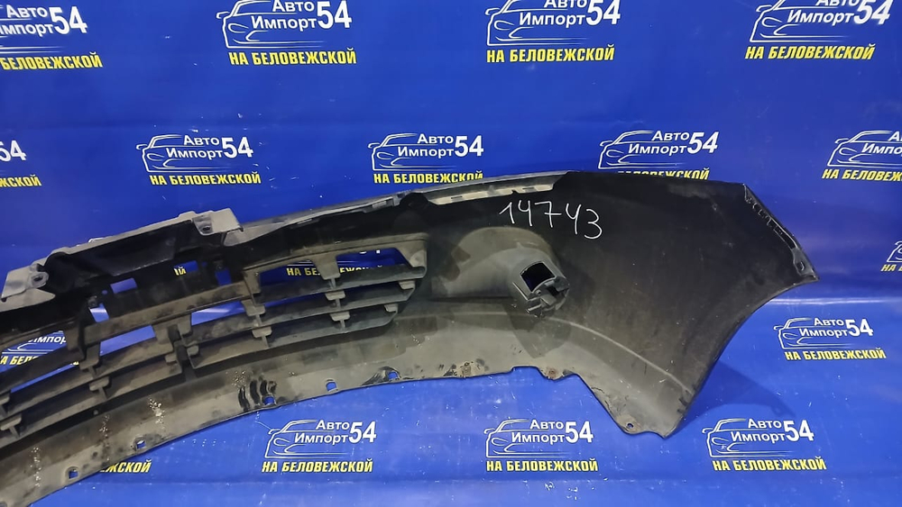 Бампер передний NISSAN TIIDA 2008-2012