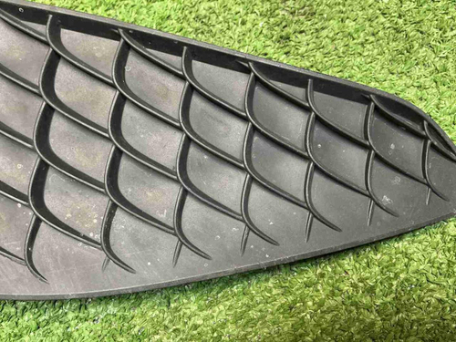 Накладка бампера правая Mercedes B w247 (18-22)