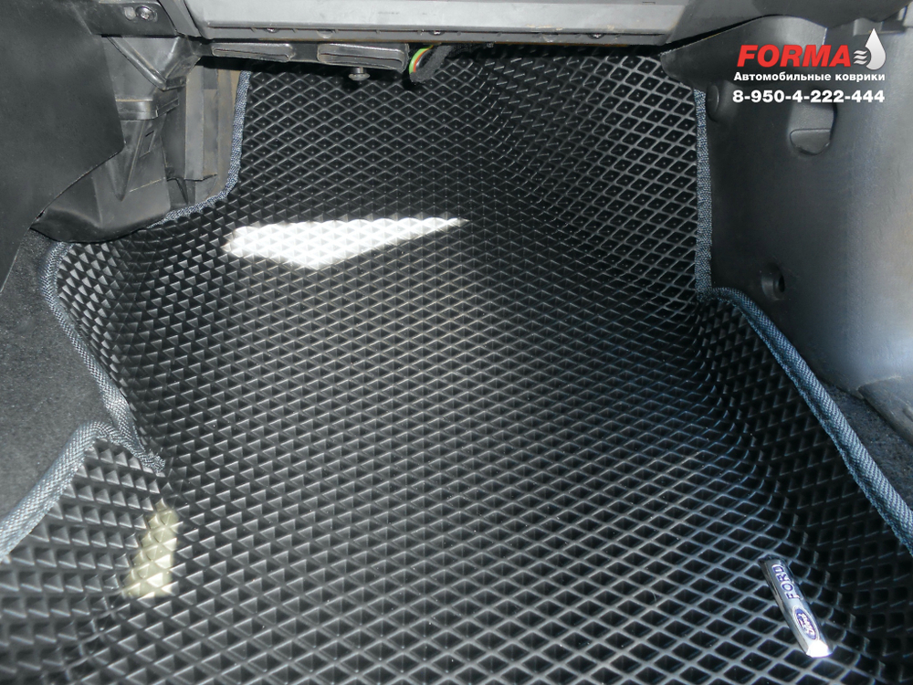 Ford Focus 1 поколение (07.1998 - 03.2005) хэтчбек, левый руль